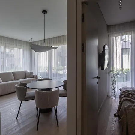 Cohost L Vanagupes Vilos With Terrace *